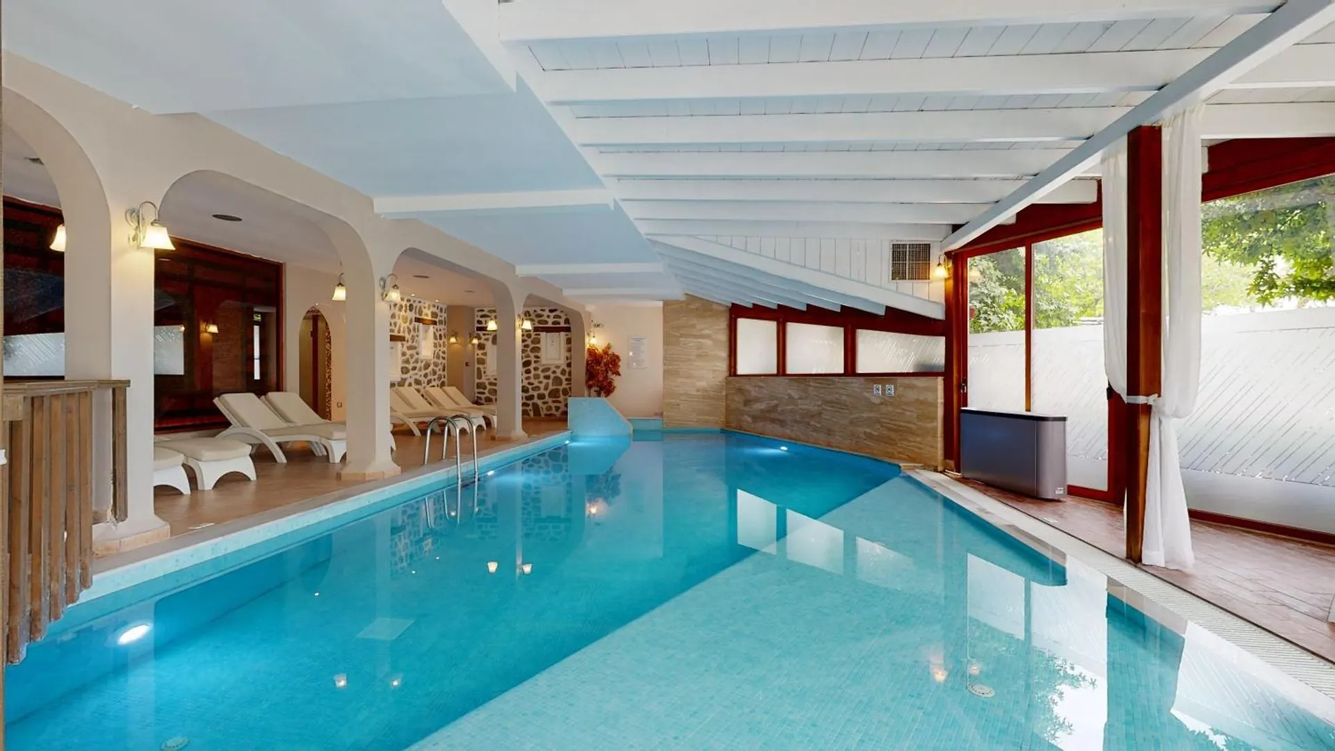Acrotel Athena Residence Elia Nikitis